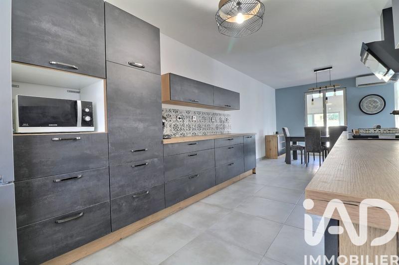 Maison - 91 m² - 4 pièces