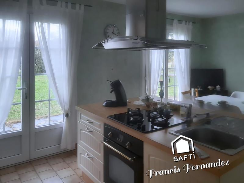 Maison - 102 m² - 5 pièces