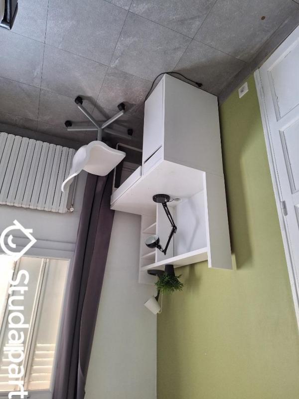 Chambre - 11 m² - 1 pièce