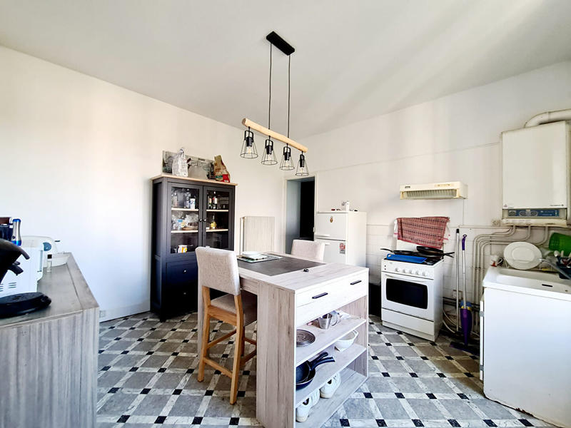 Maison - 199 m² - 10 pièces