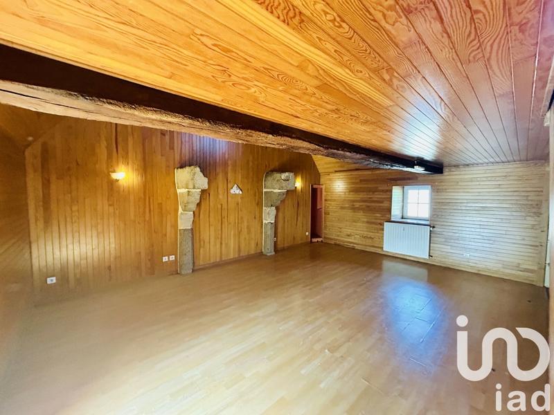 Maison - 240 m² - 6 pièces