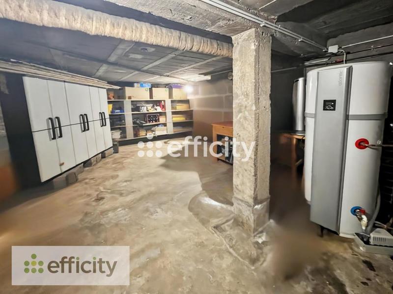 Maison - 163 m² - 7 pièces