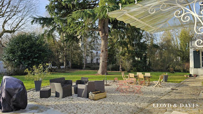 Maison - 455 m² - 13 pièces