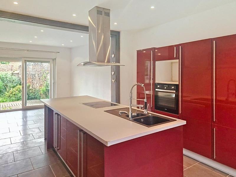 Maison - 149 m² - 5 pièces