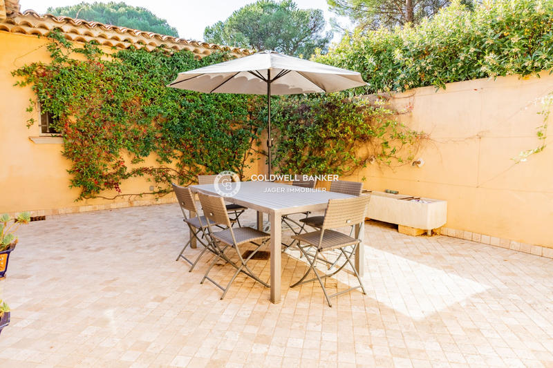 Maison - 320 m² - 6 pièces