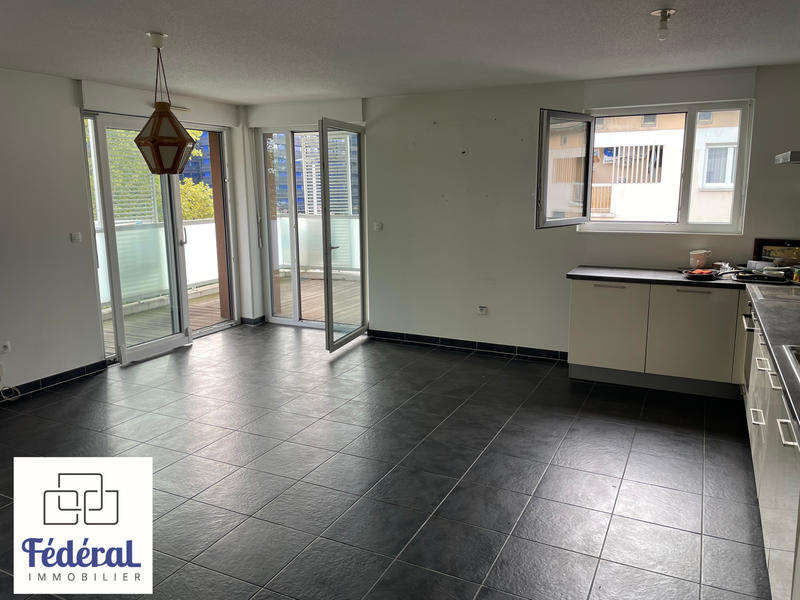 Appartement - 99 m² - 4 pièces