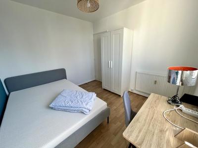 Chambre - 9 m² - 1 pièce