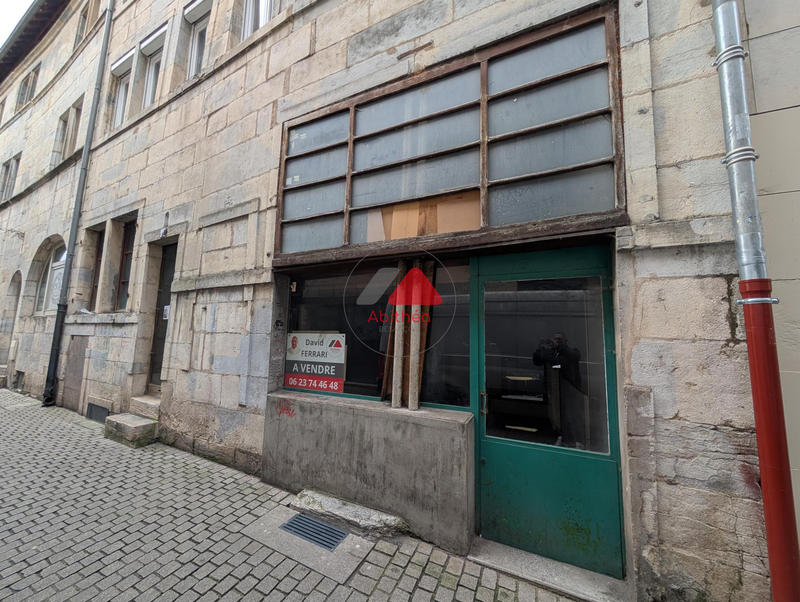 Local commercial - 67 m²