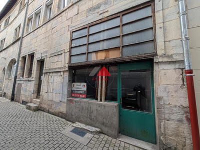 Local commercial - 67 m²