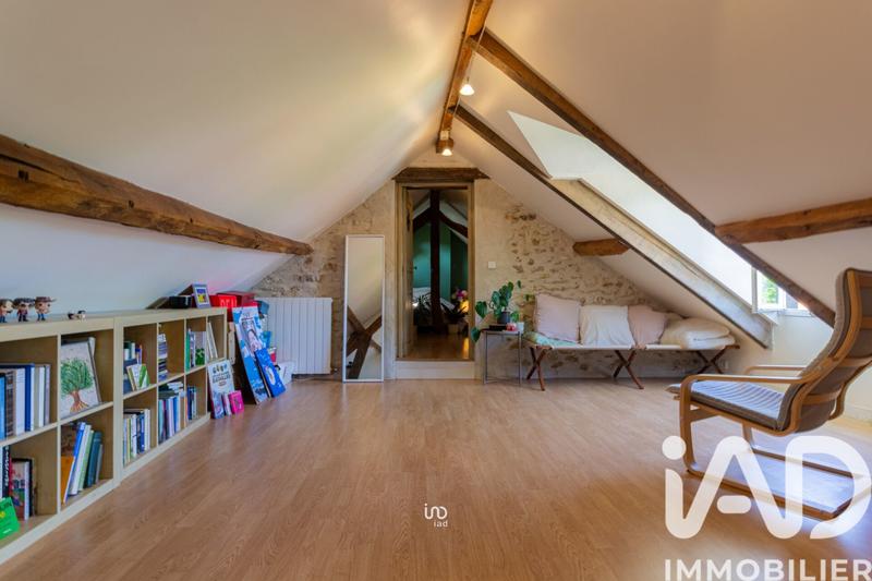 Maison - 210 m² - 7 pièces