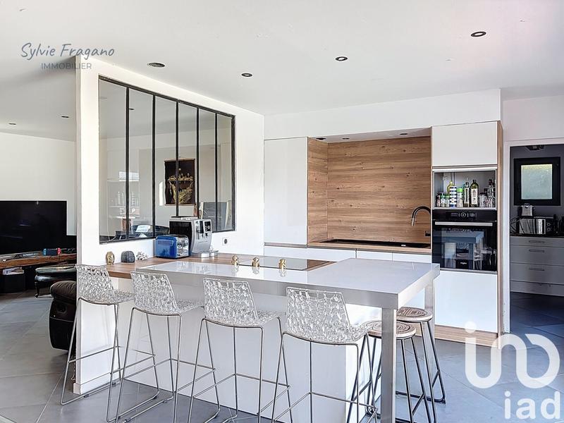 Maison - 130 m² - 6 pièces