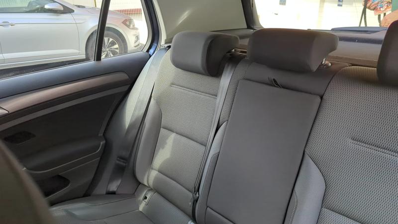 Volkswagen Golf VII 1.2 Tsi 105 Dsg7 Confortline - Automatique Toit ouvrant