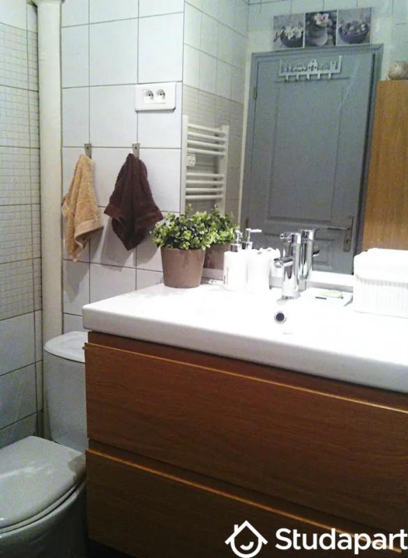 Chambre - 14 m² - 1 pièce