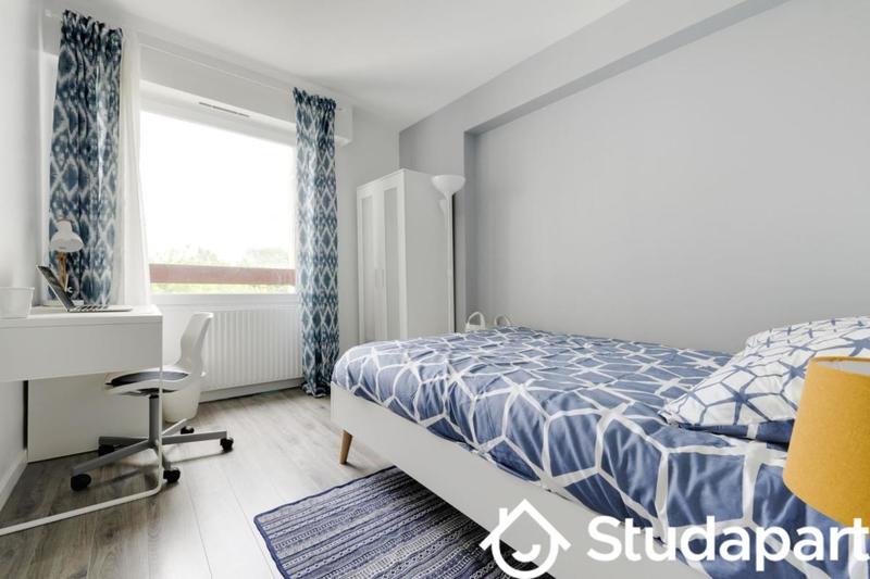 Chambre - 11 m² - 1 pièce