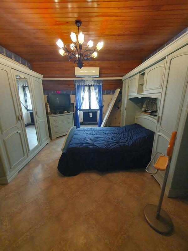 Maison - 141 m² - 6 pièces