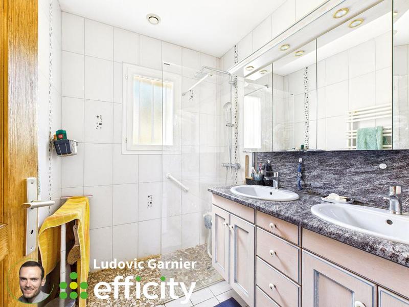 Maison - 92 m² - 4 pièces