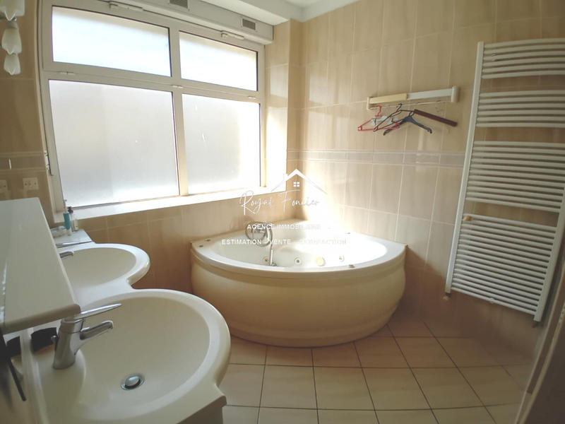 Maison ancienne - 165 m² - 5 pièces