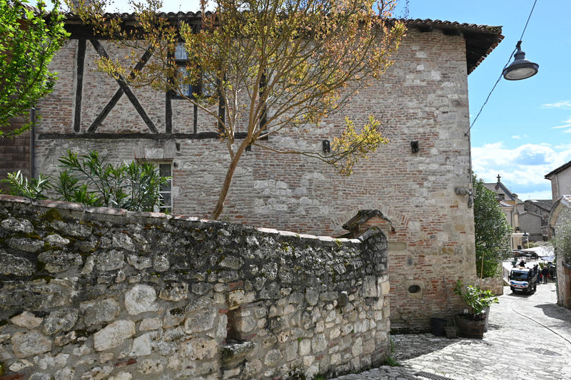 Maison - 208 m² - 9 pièces