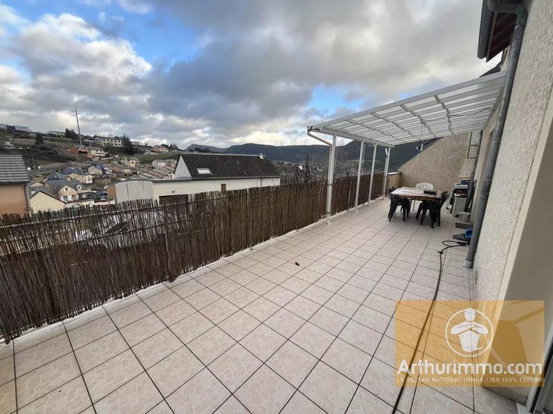 Maison - 274 m² - 10 pièces