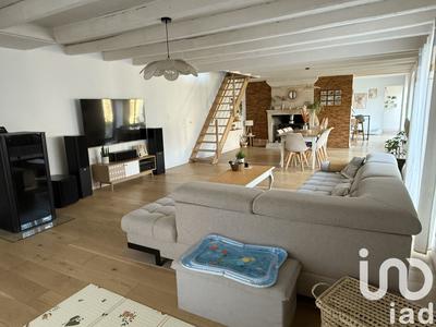 Maison - 219 m² - 6 pièces