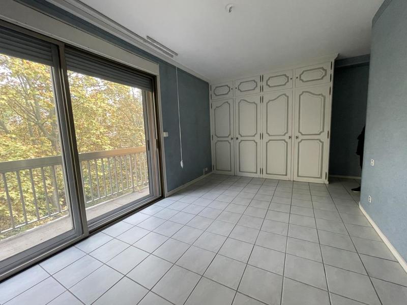 Appartement - 96 m² - 4 pièces