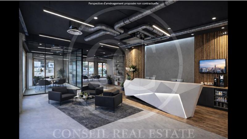 Bureau - 2 654 m² - 12 pièces