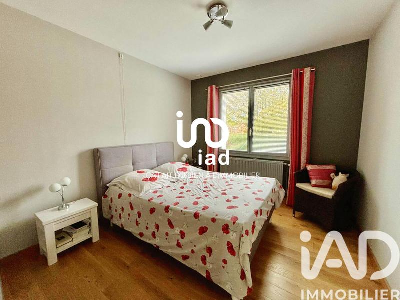 Maison - 220 m² - 8 pièces