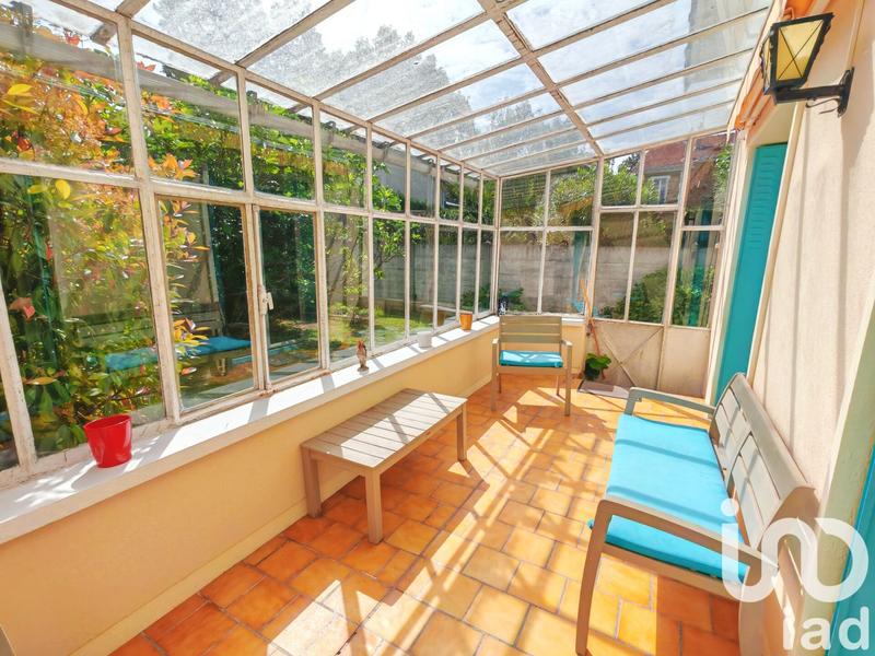 Maison - 204 m² - 8 pièces