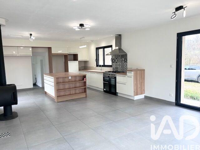 Maison - 121 m² - 4 pièces