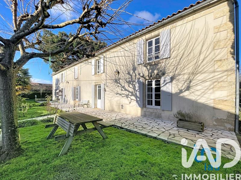 Maison de campagne - 213 m² - 7 pièces