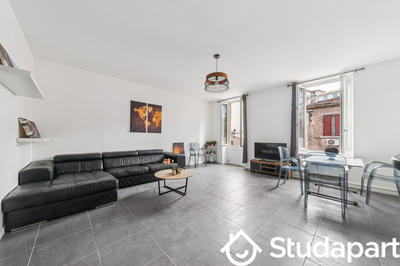 Chambre - 9 m² - 1 pièce