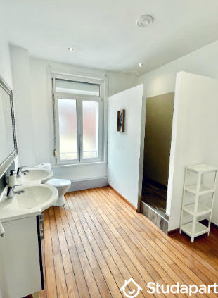 Chambre - 13 m² - 1 pièce