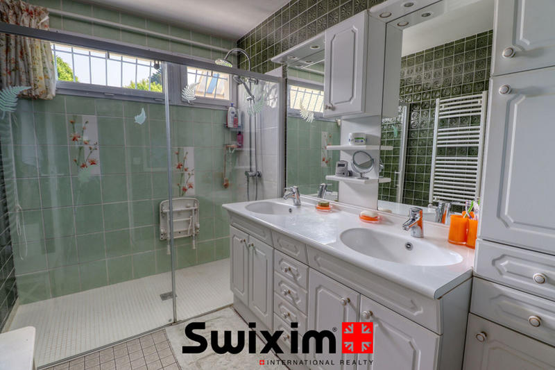 Maison - 143 m² - 6 pièces