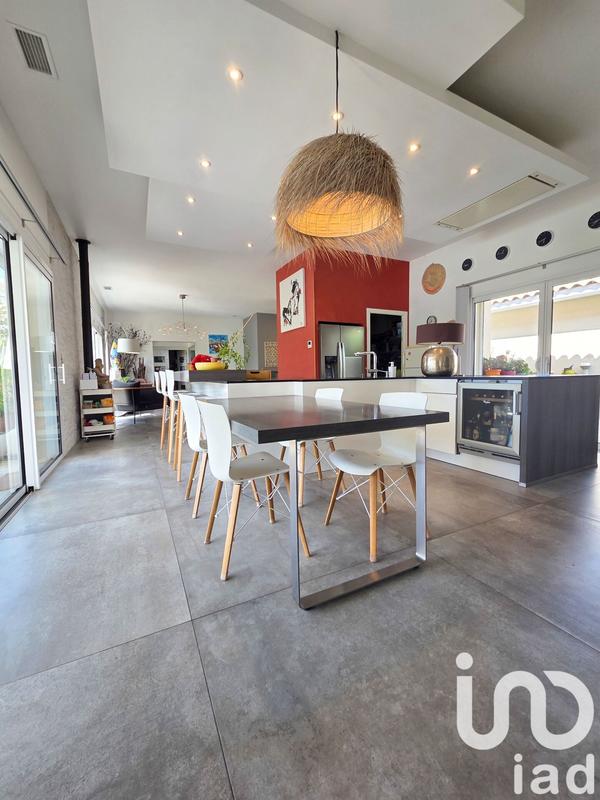 Maison de maîtres - 360 m² - 7 pièces