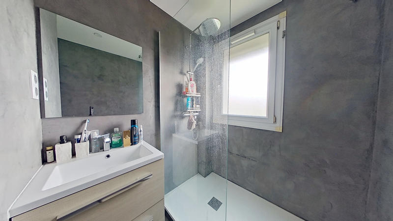 Appartement - 82 m² - 4 pièces