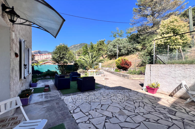 Villa - 130 m² - 7 pièces