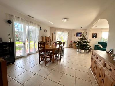 Maison - 146 m² - 5 pièces