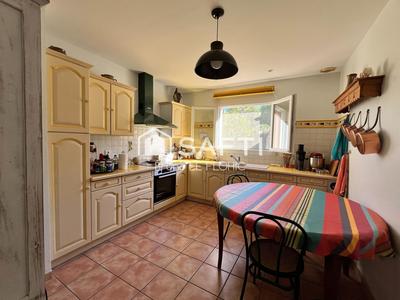 Maison - 108 m² - 4 pièces