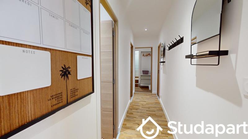 Chambre - 11 m² - 1 pièce