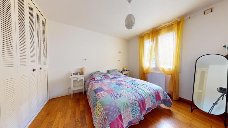 Maison - 157 m² - 6 pièces