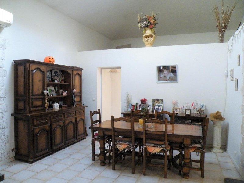 Propriété - 350 m² - 11 pièces