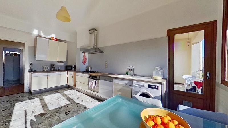 Appartement - 156 m² - 6 pièces