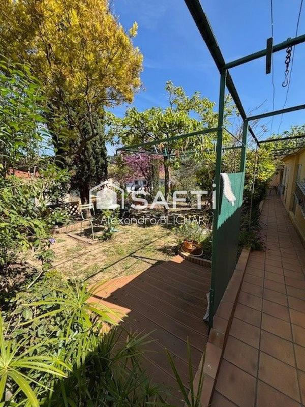 Maison - 104 m² - 4 pièces