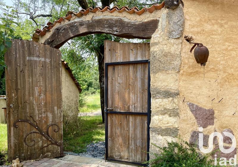 Maison - 470 m² - 11 pièces