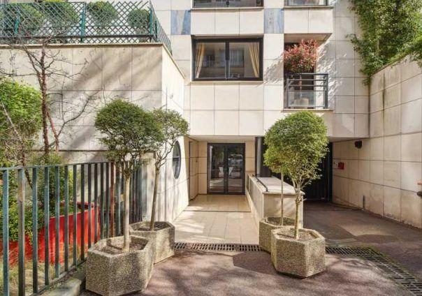 Appartement - 206 m² - 2 pièces