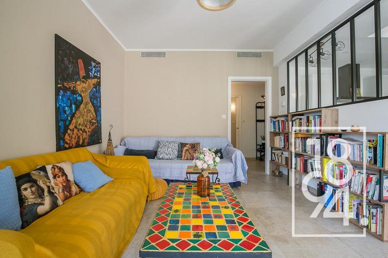 Appartement - 75 m² - 3 pièces