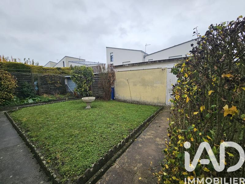 Maison - 93 m² - 5 pièces