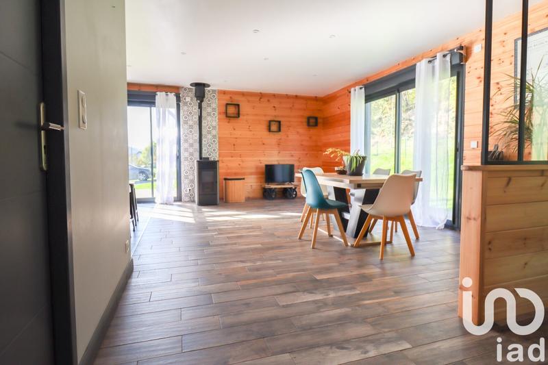Maison - 92 m² - 5 pièces
