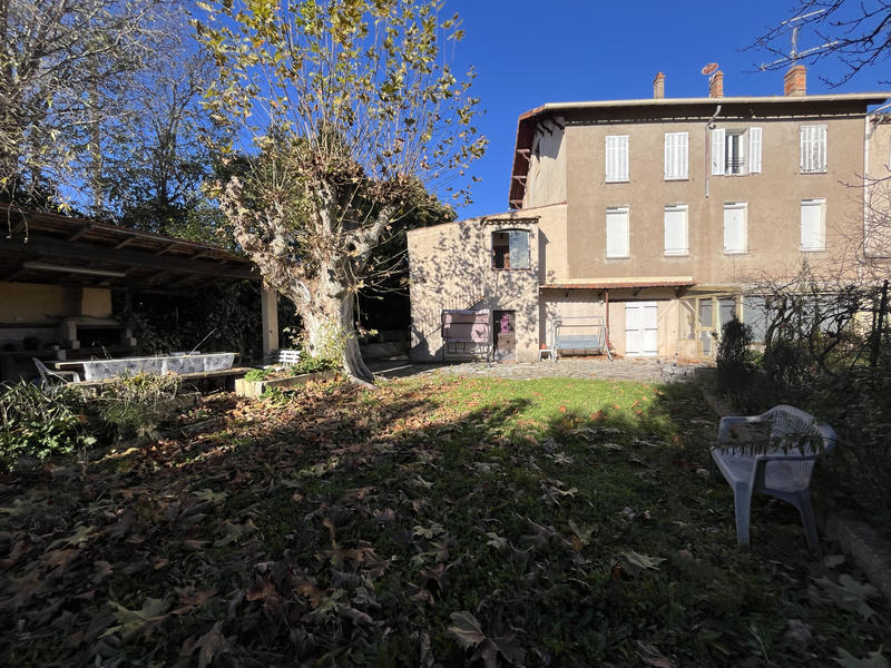 Appartement - 104 m² - 5 pièces