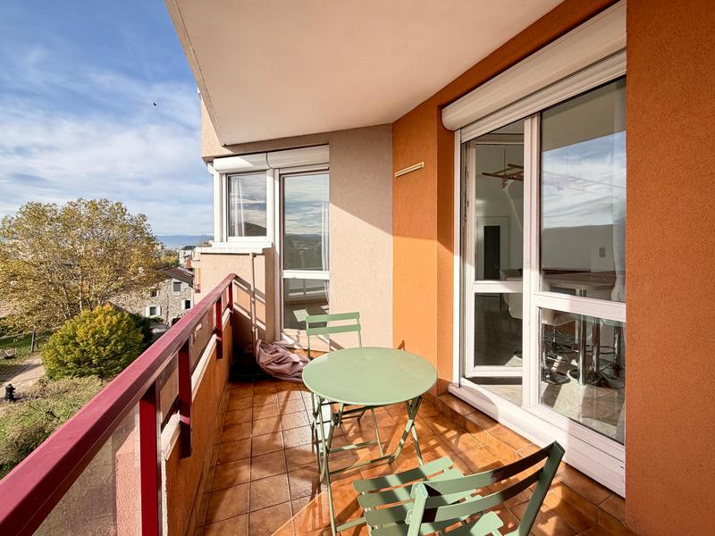 Appartement - 104 m² - 5 pièces